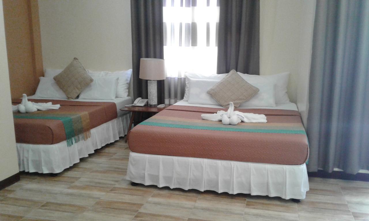 Charos Dormitel Hotel Dumaguete City Eksteriør billede