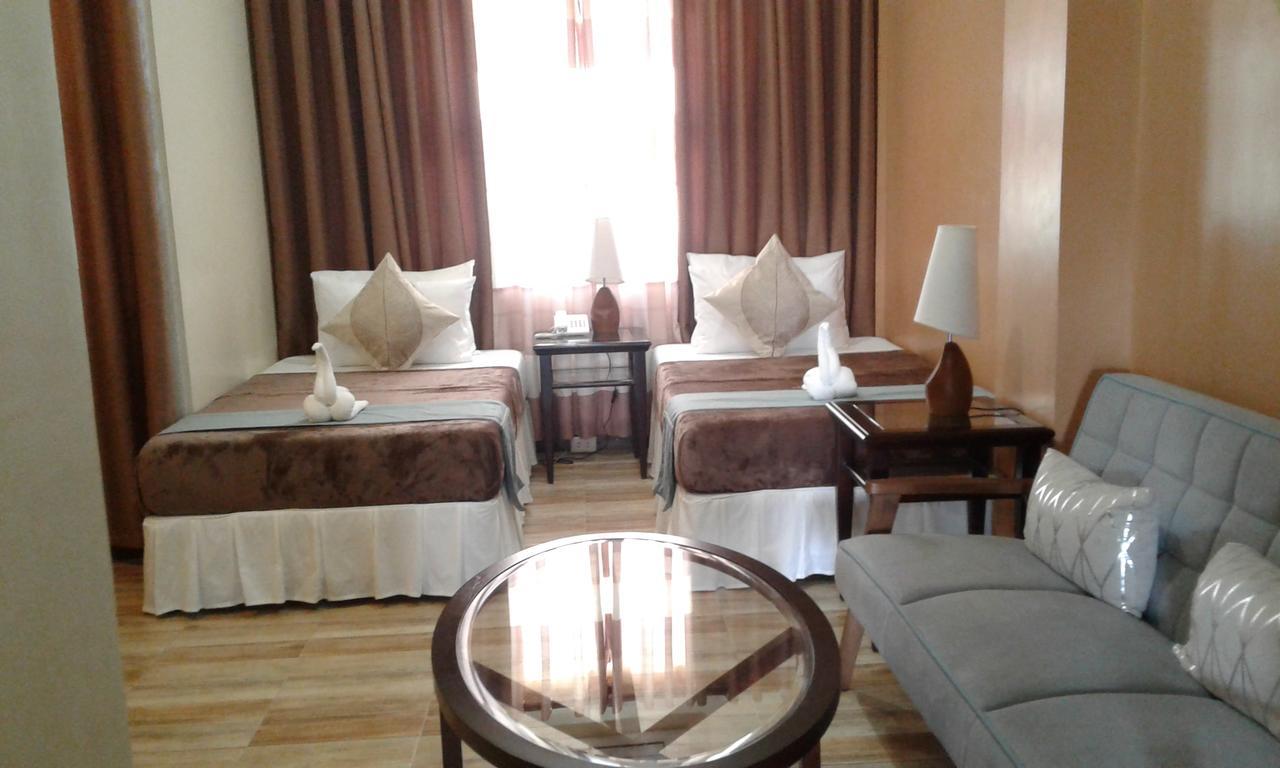 Charos Dormitel Hotel Dumaguete City Eksteriør billede